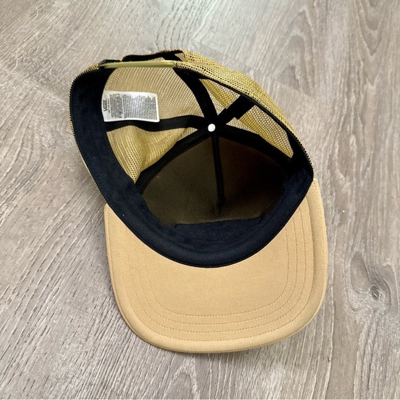 VANS Classic Patch Taos Taupe Trucker SnapBack‎ Hat Cap One Size Fits All - Picture 5 of 6